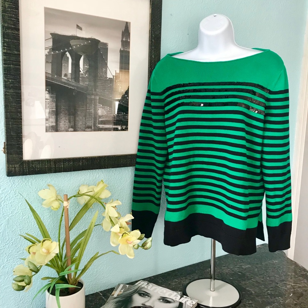 WINTER. Liz Claiborne light sweater